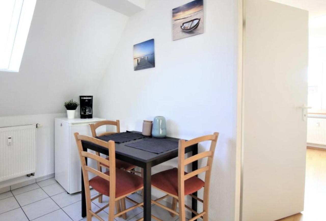 Zwei Ferienwohnungen In Randersacker Bagian luar foto